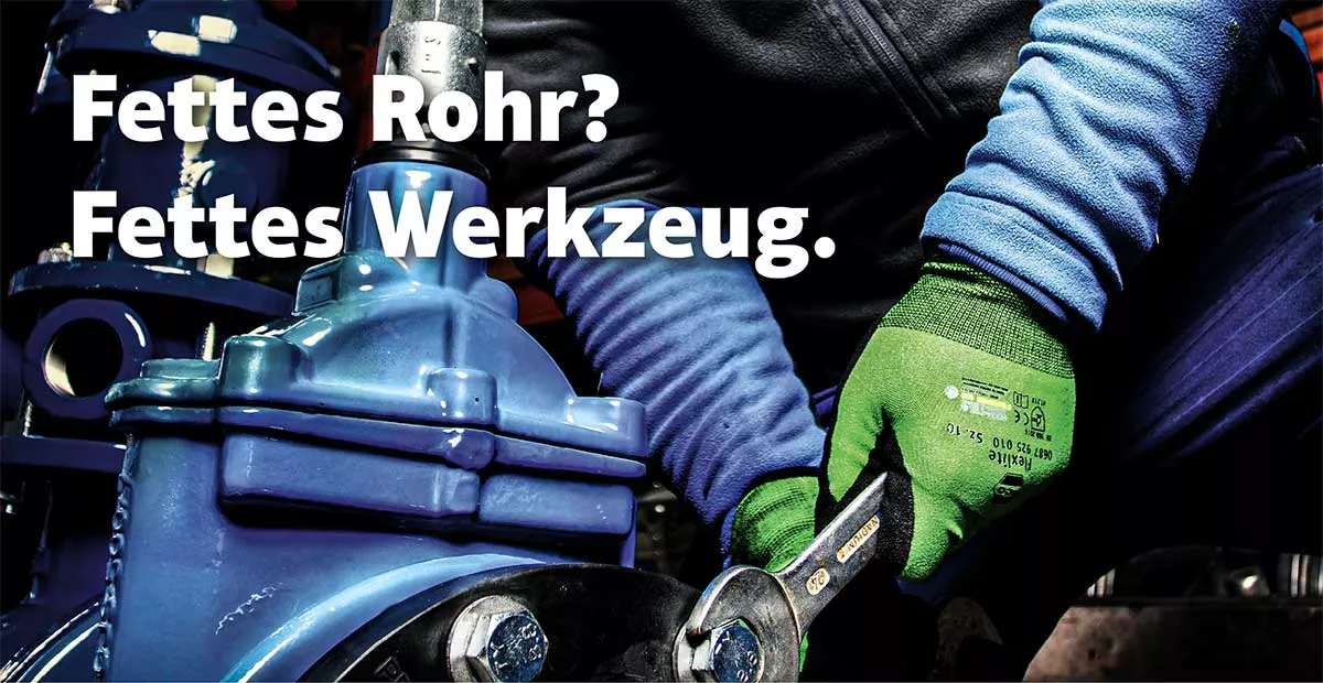 Ziegelbaur Mitarbeiterbilder Fachkräfte-Suche Motiv: Fettes Rohr? Fettes Werkzeug.